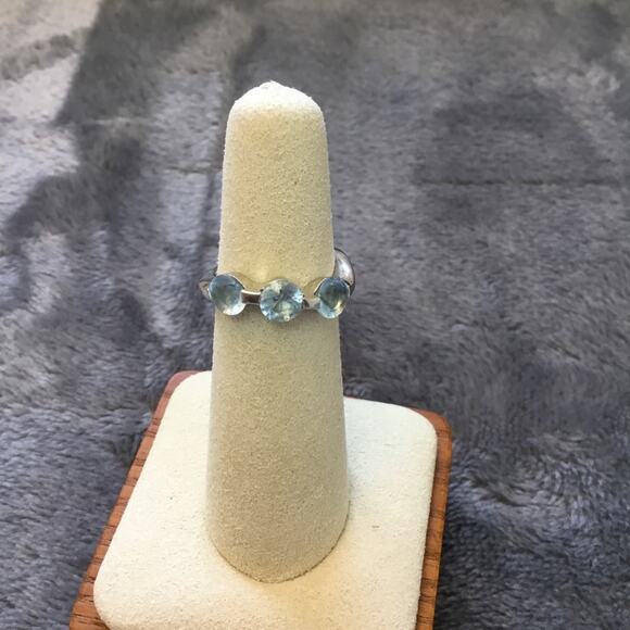 Sterling Silver Blue Trio Crystal Ring - Picture 1 of 8